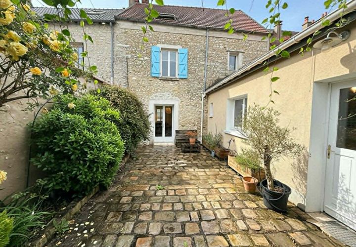 Villa en Etampes, Essonne, Etampes - € 299.720 | Ref: 450266MELA - photo 1