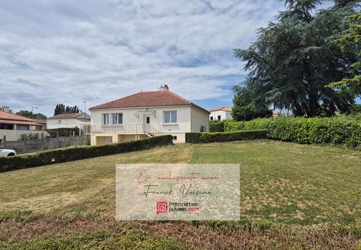 Villa i Saint-Prouant, Vendee, Saint-Prouant - € 169.500 | Ref: 455753FVO - foto 1