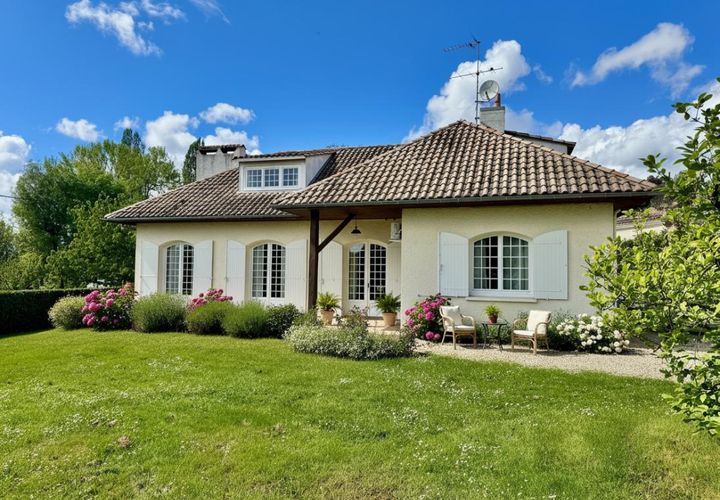 Villa i Saint-Emilion, Gironde, Saint-Emilion - € 388.000 | Ref: 447513DIBEFFORDIBE - foto 1