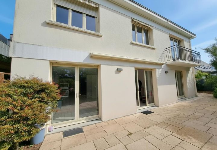 Villa a Angers, Maine-et-Loire, Angers - € 500.000 | Ref: 4499BONF - foto 1