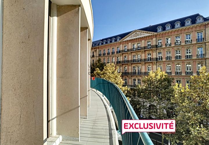 Apartament a Marseille, Bouches-du-Rhone, Marseille - € 1.645/mes | Ref: 447015LAV - foto 1