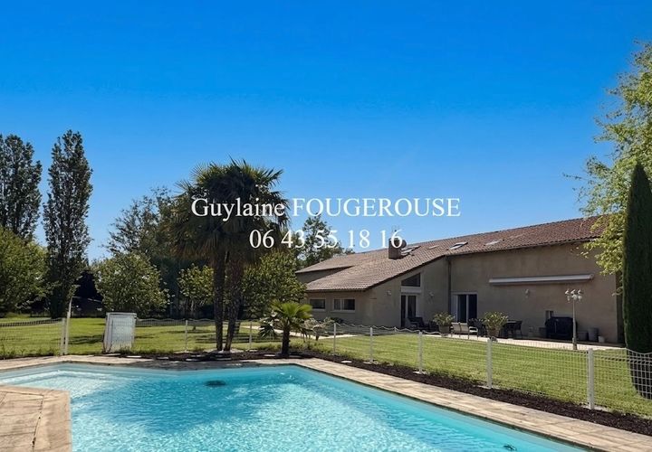 Villa a Montbrison, Loire, Montbrison - € 645.000 | Ref: 443928FOG - foto 1