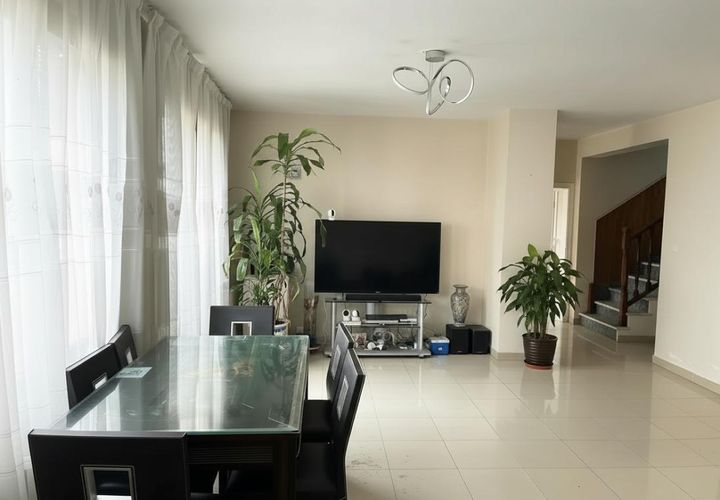 Villa i Vitry-sur-Seine, Val-de-Marne, Vitry-sur-Seine - € 588.000 | Ref: 442636ASS - foto 1