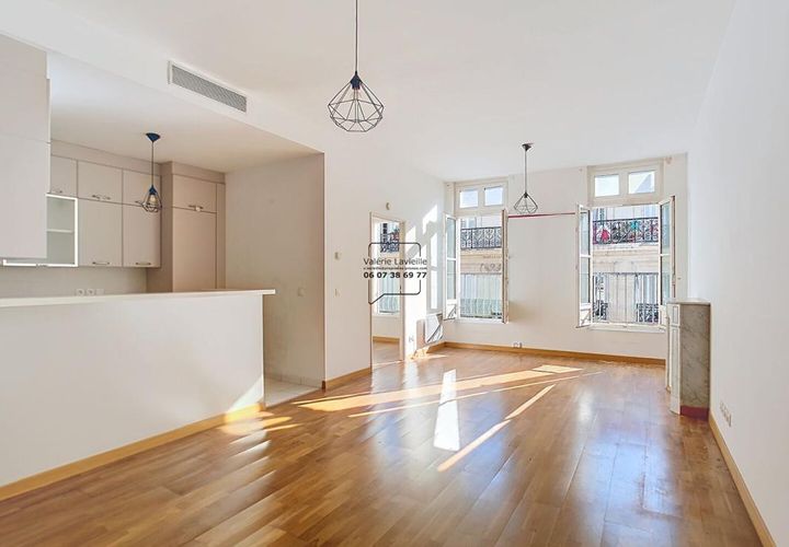 Leilighet i Marseille, Bouches-du-Rhone, Marseille - € 387 000 | Ref: 436846LAV - foto 1