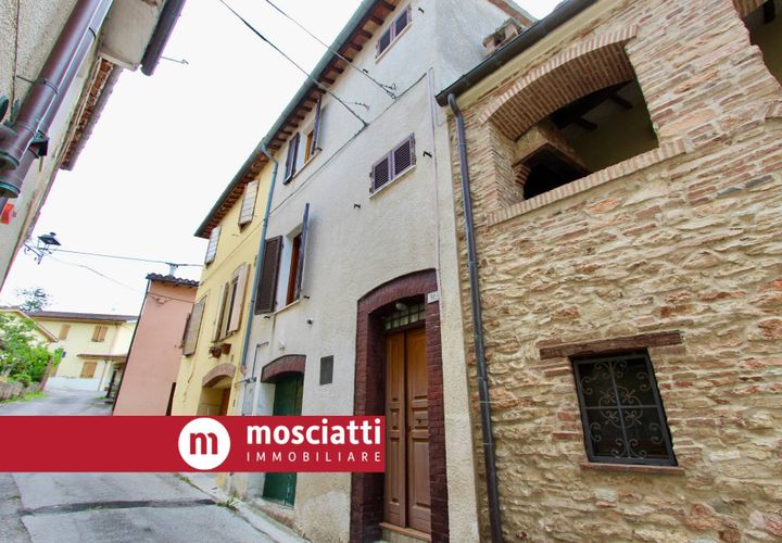 Villa em Matelica, Macerata, Matelica - € 45.000 | Ref: 1373 - foto 1