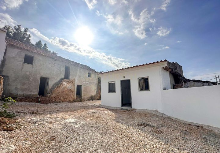 Villa i Torres Vedras, Lisbon, Torres Vedras - € 189.000 | Ref: C0364-06129 - foto 1