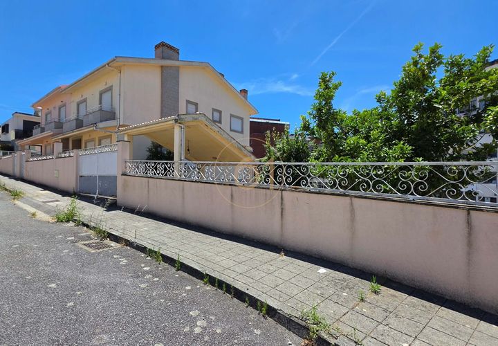 Villa i Gondomar, Porto, Gondomar - € 369.000 | Ref: M00600-EC - foto 1