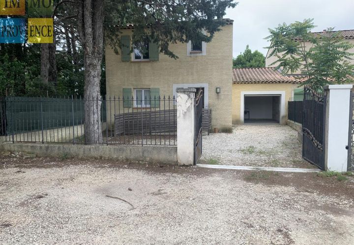 Villa a Pertuis, Vaucluse, Pertuis - € 1.600/mes | Ref: getkey_u_537844091 - foto 1