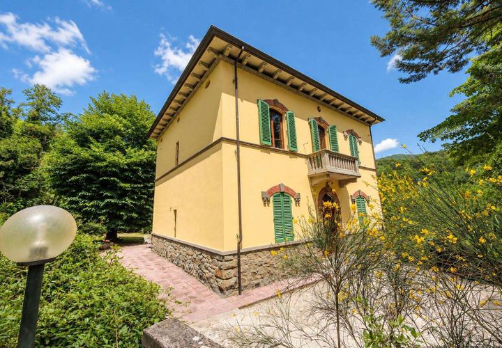 Villa en Arezzo, Arezzo, Arezzo - € 749.000 | Ref: R07241SUVI-1373470 - photo 1