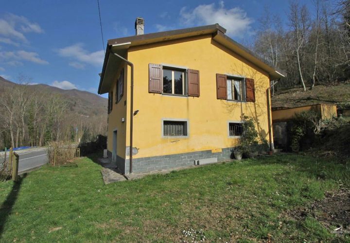 Villa i Fivizzano, Massa and Carrara, Fivizzano - € 65.000 | Ref: 026L-1375514 - foto 1