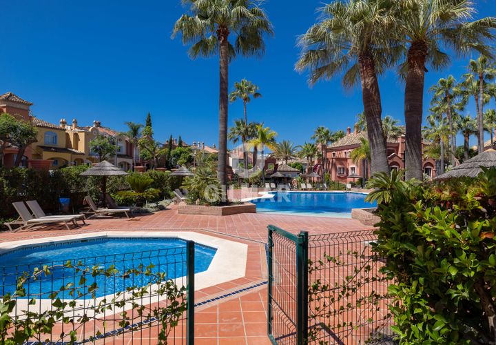 Lejlighed i Marbella, Malaga, Marbella - € 825.000 | Ref: 223878 - foto 1