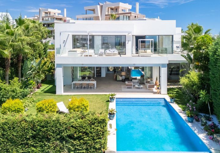 Villa i Cabopino, Malaga, Cabopino - € 4.224.000 | Ref: R5339008 - foto 1