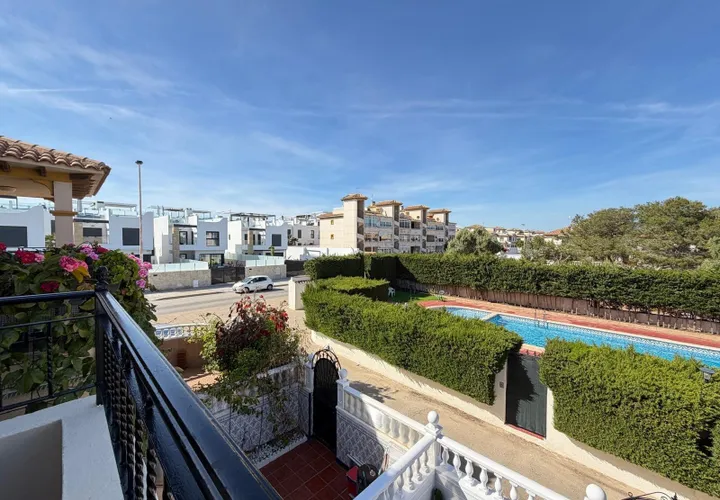 Byhus i Torrevieja, Alicante, Torrevieja - € 219.900 | Ref: 13991 - foto 1