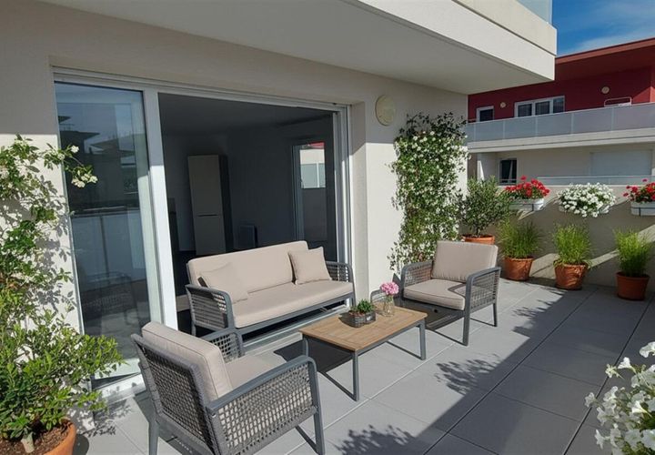 Lejlighed i Nimes, Gard, Nimes - € 259.000 | Ref: 4243IFJX1OLI - foto 1