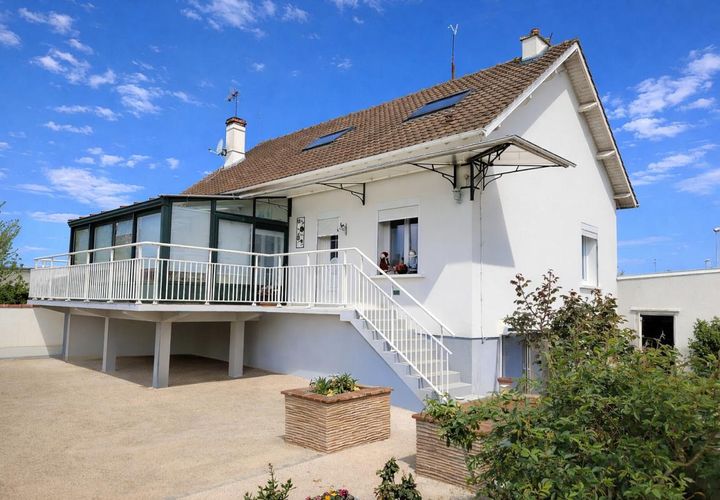 Villa em Chartres, Eure-et-Loir, Chartres - € 264.600 | Ref: 446920-2RJA - foto 1