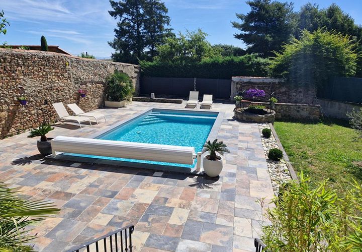 Villa a Villerest, Loire, Villerest - € 399.000 | Ref: 455577MGIR - foto 1