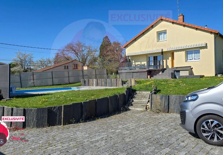 Villa en Issoire, Puy-de-Dome, Issoire - € 340.000 | Ref: MZP454519AMR - photo 1