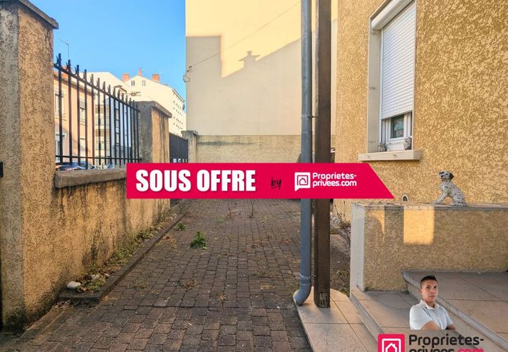 Villa i Lyon, Rhone, Lyon - € 240.000 | Ref: 453737NGY - foto 1