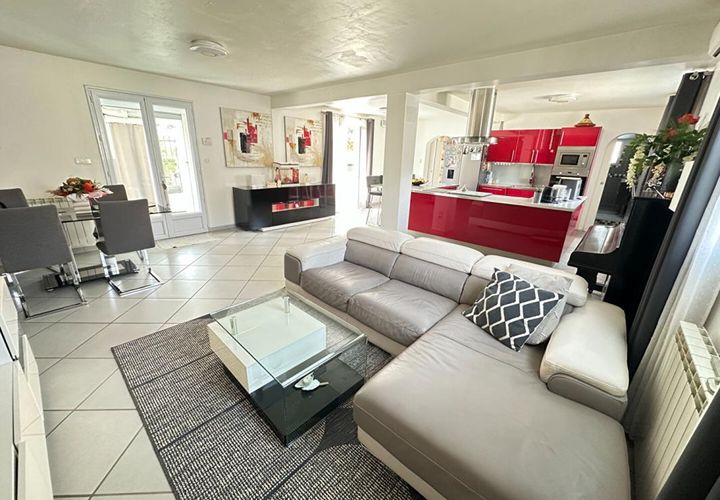 Villa i Miramas, Bouches-du-Rhone, Miramas - € 399.000 | Ref: 443261KCHNRIS - foto 1