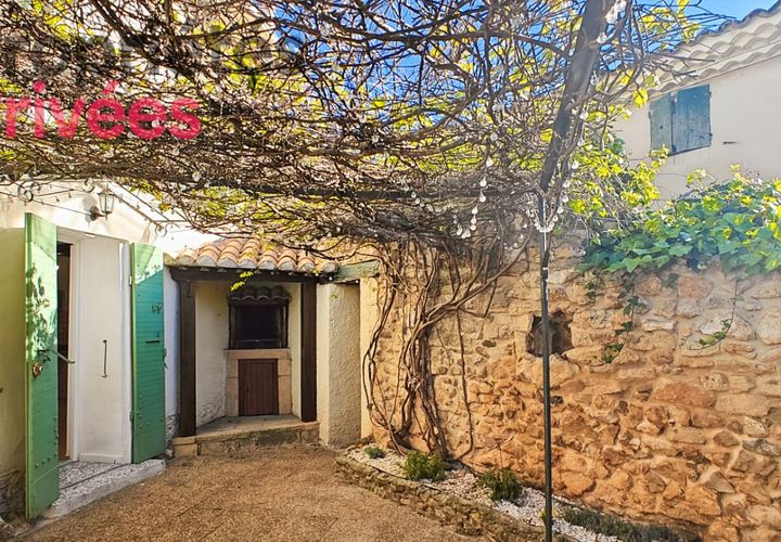 Villa a Eyguières, Bouches-du-Rhone, Eyguières - € 257.750 | Ref: 446062ERIG - foto 1