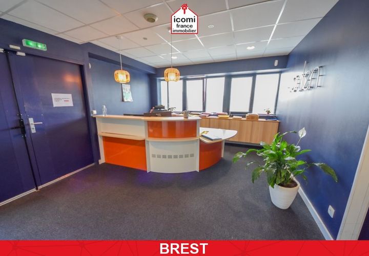 Erhvervsejendom i Brest, Finistere, Brest - € 1.137.700 | Ref: 314288 - foto 1