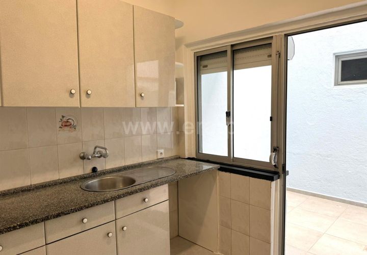 Apartament a Almada, Setubal, Almada - € 1.000/mes | Ref: 279260051 - foto 1
