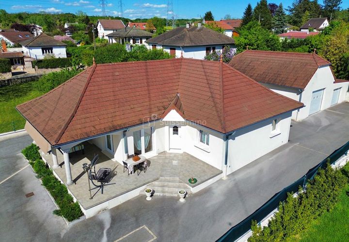 Villa i Damparis, Jura, Damparis - € 330.000 | Ref: 705-BES - foto 1