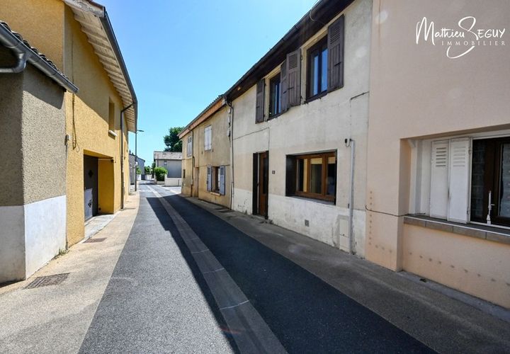 Villa a Saint-Genis-Laval, Rhone, Saint-Genis-Laval - € 195.000 | Ref: 340934045493 - foto 1