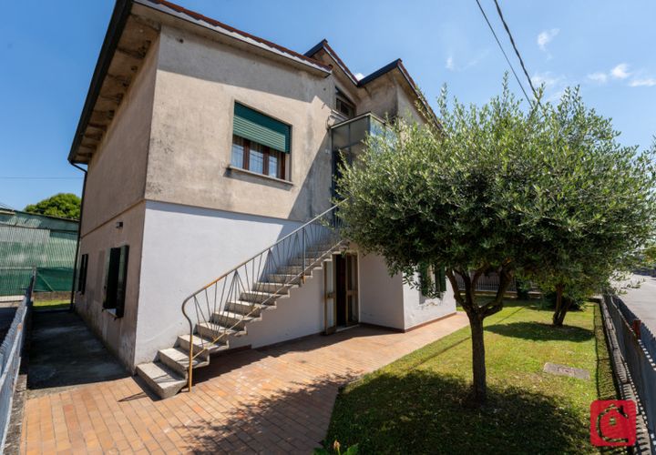 Villa a Bovolenta, Padua, Bovolenta - € 155.000 | Ref: BVLCS04 - foto 1