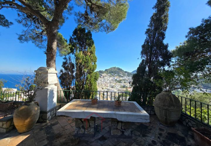 Haus in Capri, Naples, Capri - € 3.800.000 | Ref: V1118 - Foto 1