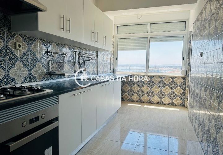 Apartament a Almada, Setubal, Almada - € 1.200/mes | Ref: almada/A/01765 - foto 1