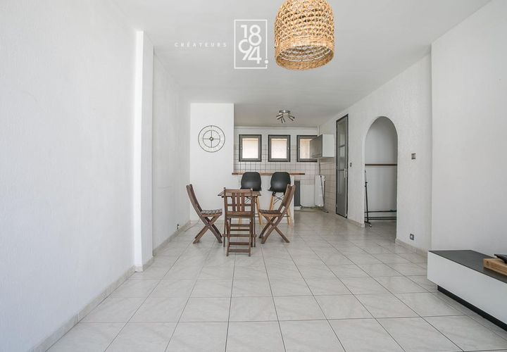 Leilighet i Marseille, Bouches-du-Rhone, Marseille - € 188 000 | Ref: UXZA-W3N-E89 - foto 1