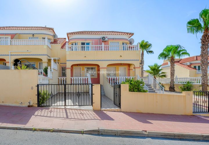 Villa i Orihuela Costa, Alicante, Orihuela Costa - € 189.000 | Ref: CBW-56361 - foto 1