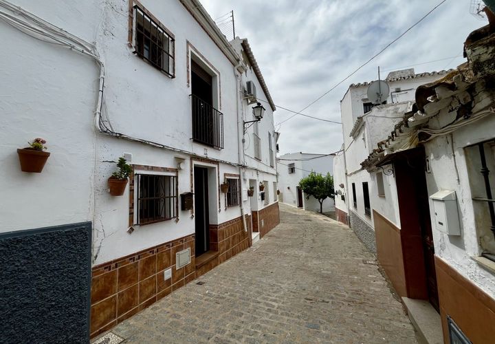 Dorpshuis in Olvera, Cadiz, Olvera - € 65.000 | Ref: am560 - foto 1