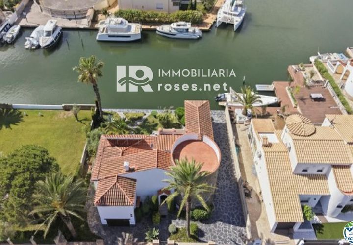 Villa i Roses, Gerona, Roses - € 1 800 000 | Ref: 3868 - foto 1