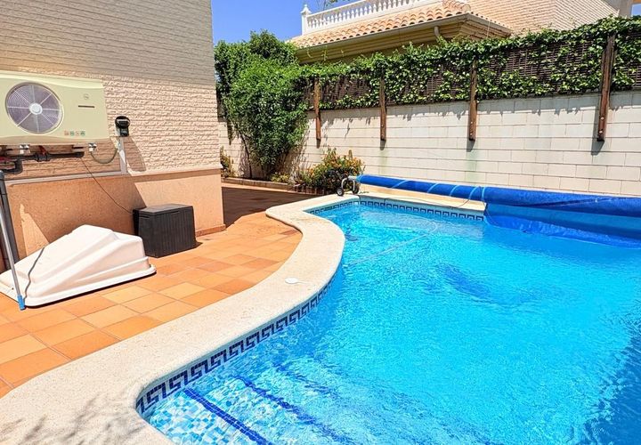 Villa i Petrer, Alicante, Petrer - € 430.000 | Ref: EXP14931/8930 - foto 1