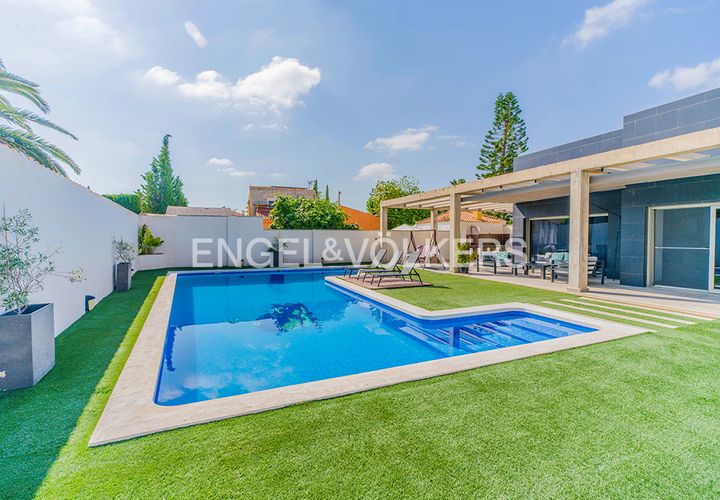 Villa a Mutxamel, Alicante, Mutxamel - € 915.000 | Ref: W-0476KG - foto 1