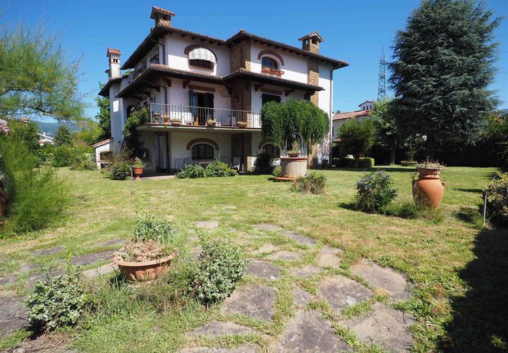 Villa i Pistoia, Pistoia, Pistoia - € 750.000 | Ref: a4948rv2577816a - foto 1