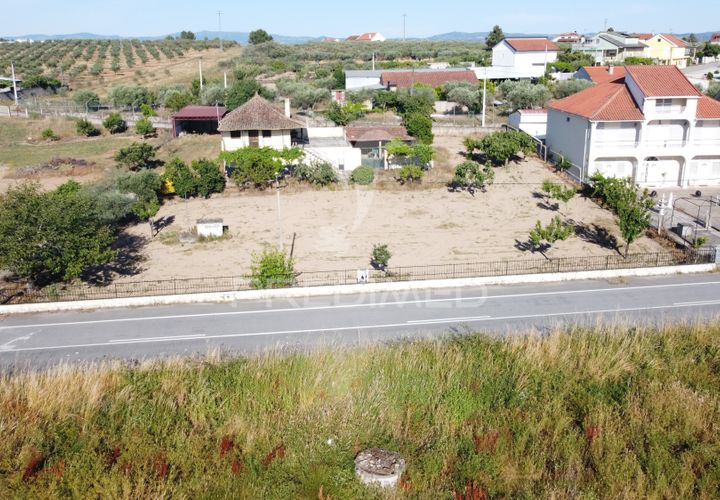 Byhus i Mirandela, Braganca, Mirandela - € 140.000 | Ref: 061461 - foto 1