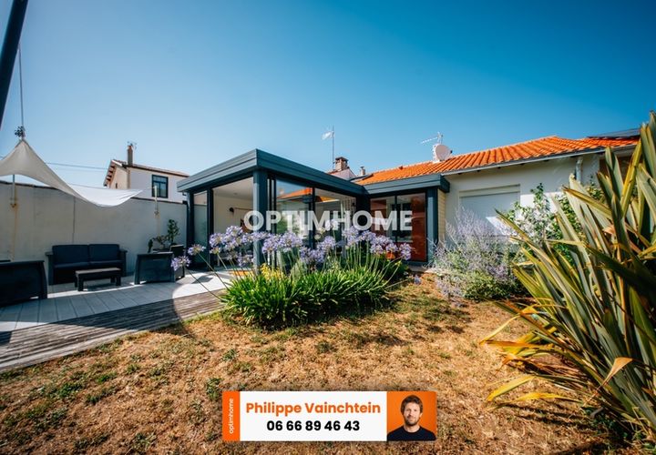 Villa i La Rochelle, Charente-Maritime, La Rochelle - € 750.000 | Ref: 830039680290 - foto 1