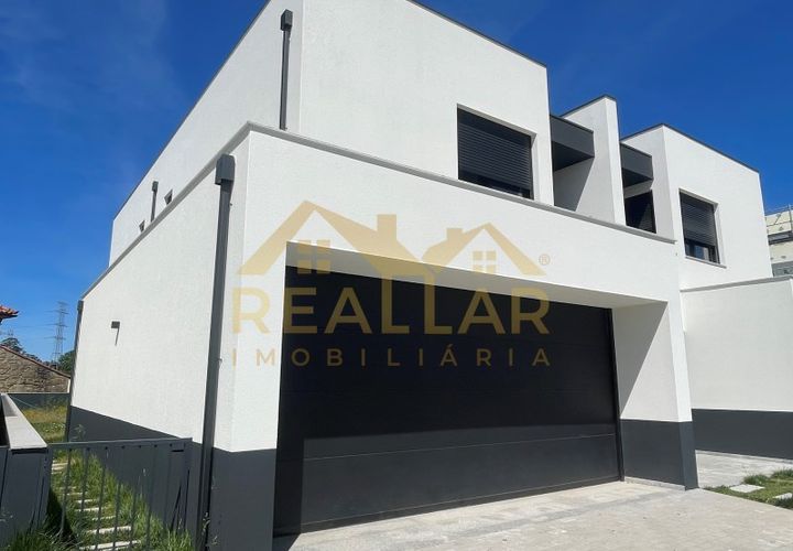 Villa i Barcelos, Braga, Barcelos - € 399.900 | Ref: RL-399-622 - foto 1