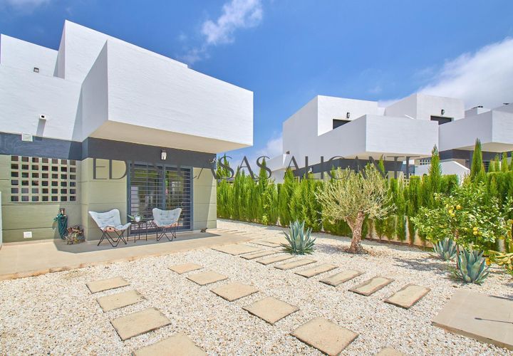 Reihenhaus in Busot, Alicante, Busot - € 395.000 | Ref: 01506/8734 - Foto 1