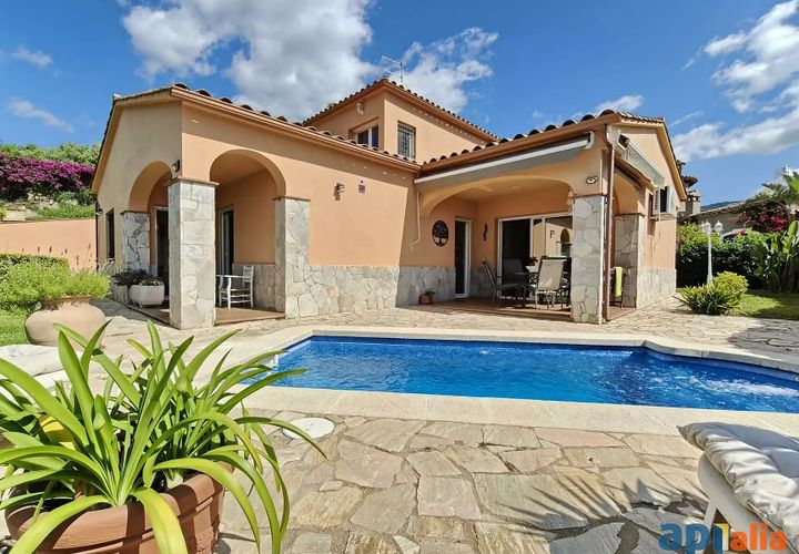 Willa: Calonge, Gerona, Calonge – 490 000 € | Ref: 1042 – zdjęcie 1