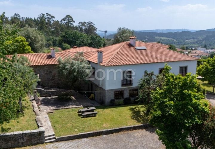 Villa i Fafe, Braga, Fafe - € 1.800.000 | Ref: ZMPT590576 - foto 1