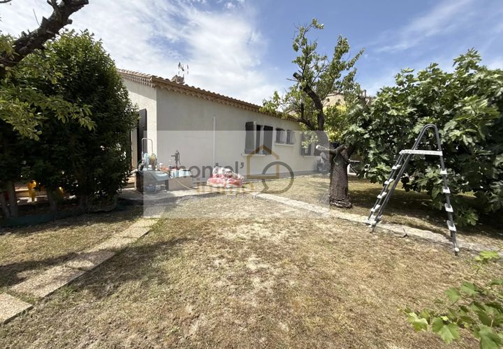 Villa a Montelimar, Drome, Montelimar - € 214.000 | Ref: 87143466 - foto 1