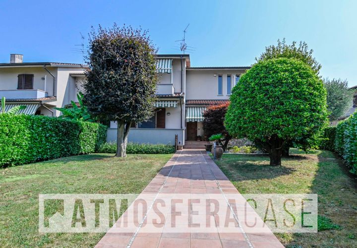 Villa i Seriate, Bergamo, Seriate - € 390.000 | Ref: 1077 - foto 1