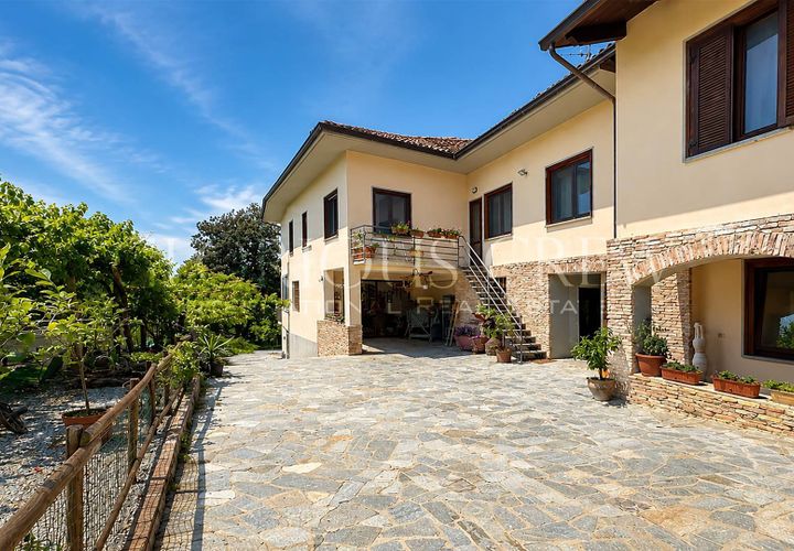 Villa a Brozolo, Turin, Brozolo - € 890.000 | Ref: 3735 - foto 1