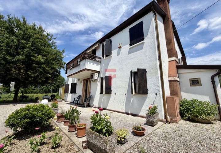 Villa i Cadoneghe, Padua, Cadoneghe - € 229.000 | Ref: cv153 - foto 1