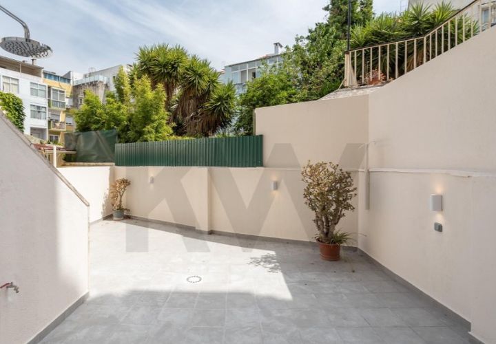 Apartament a Alges, Lisbon, Alges - € 1.250/mes | Ref: KWPT-034943 - foto 1