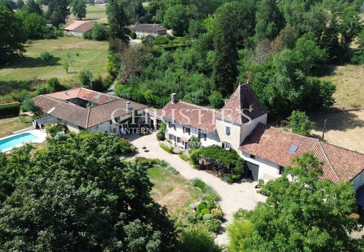 Villa i Roussines, Charente, Roussines - € 685 000 | Ref: nh1045 - foto 1